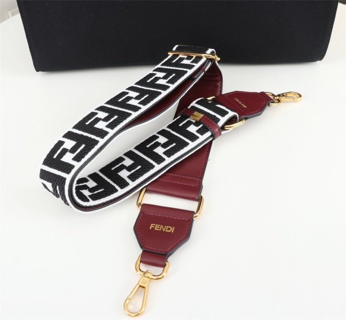 フェンディバッグコピー 2021新品注目度NO.1 FENDI レディース トートバッグ