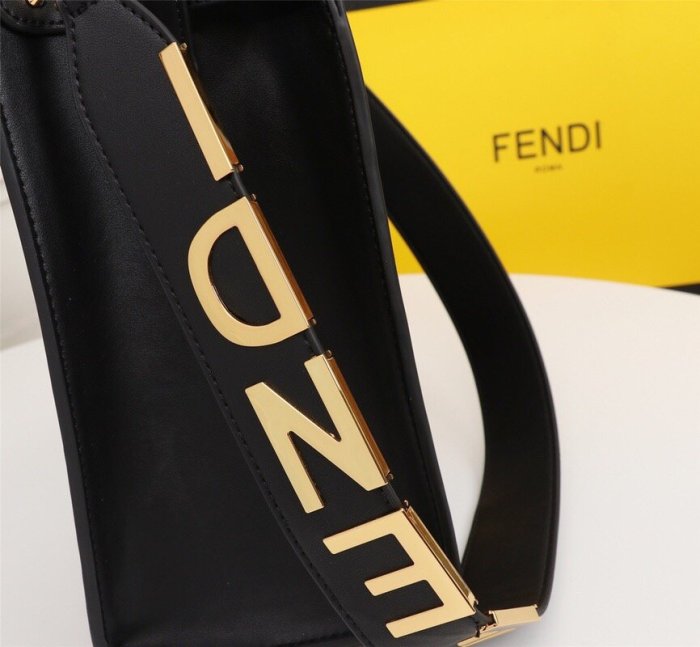 フェンディバッグコピー 大人気2021新品 FENDI レディース トートバッグ