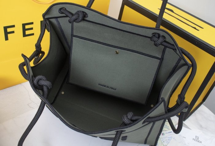 フェンディバッグコピー 定番人気2021新品 FENDI レディース トートバッグ