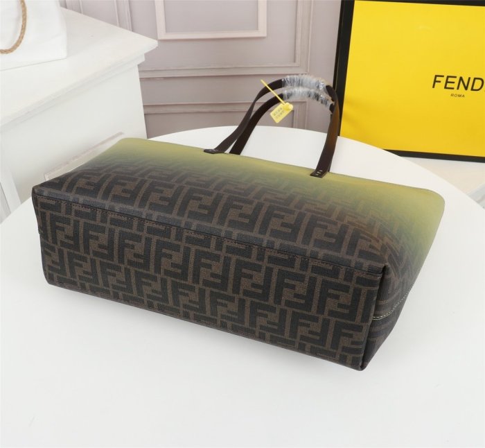 フェンディバッグコピー 2021新品注目度NO.1 FENDI レディース トートバッグ