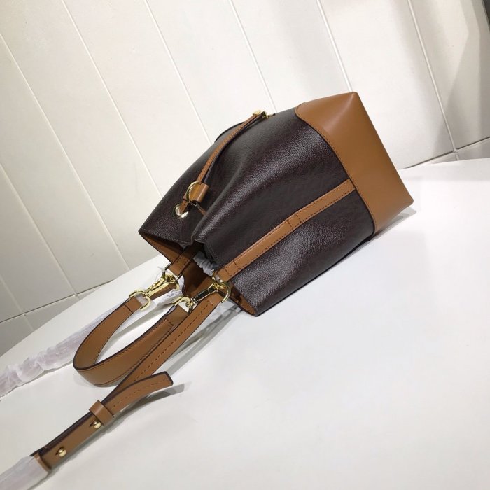 マイケル コースバッグコピー 2021新品注目度NO.1 Michael Kors レディース バケツバッグ