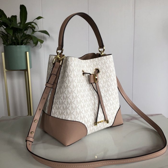 マイケル コースバッグコピー 2021新品注目度NO.1 Michael Kors レディース バケツバッグ