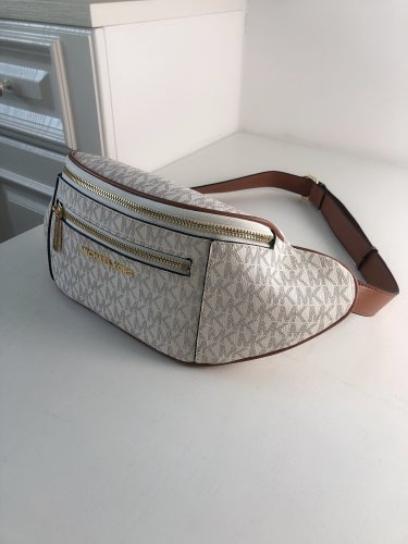マイケル コースバッグコピー 2021新品注目度NO.1 Michael Kors 男女兼用 ウエストポーチ