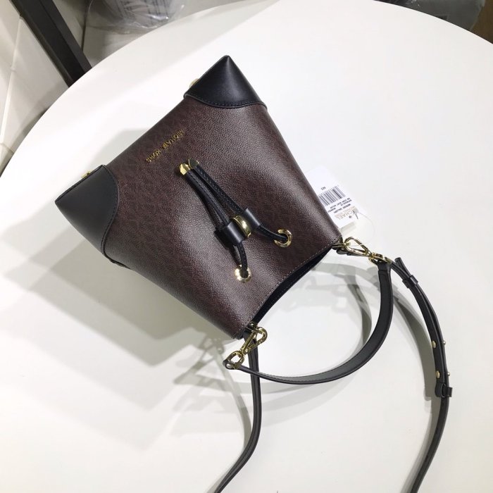 マイケル コースバッグコピー 2021新品注目度NO.1 Michael Kors レディース バケツバッグ