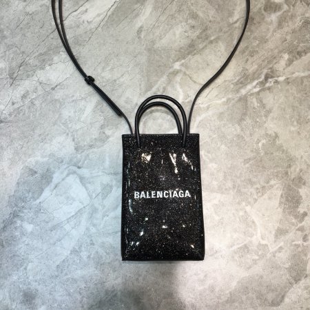 高品質  バレンシアガバッグコピー 2021新品注目度NO.1 BALENCIAGA   男女兼用 ショルダーバッグ