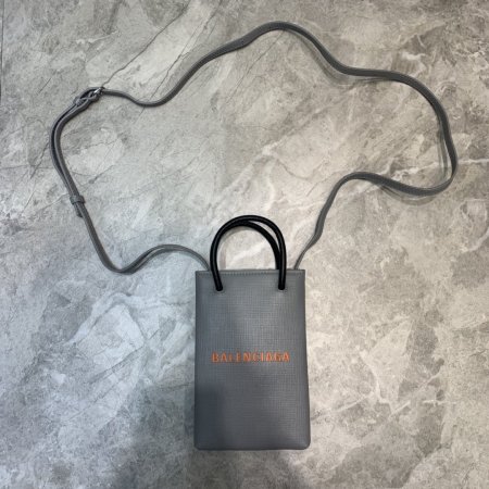 高品質  バレンシアガバッグコピー 定番人気2021新品 BALENCIAGA   男女兼用 ショルダーバッグ