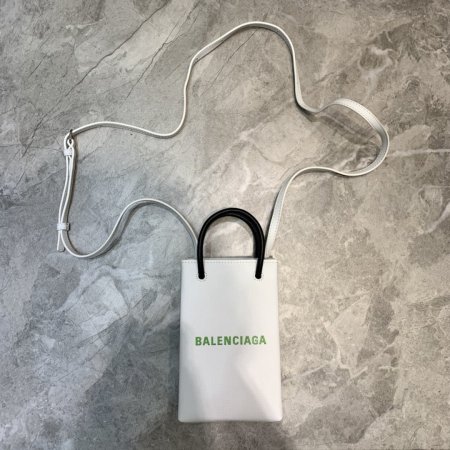 高品質  バレンシアガバッグコピー 2021新品注目度NO.1 BALENCIAGA   男女兼用 ショルダーバッグ