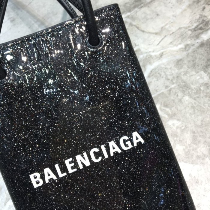 高品質  バレンシアガバッグコピー 2021新品注目度NO.1 BALENCIAGA   男女兼用 ショルダーバッグ