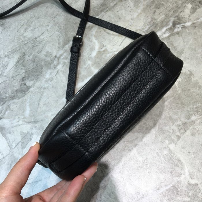 高品質  バレンシアガバッグコピー 定番人気2021新品 BALENCIAGA   男女兼用 ショルダーバッグ