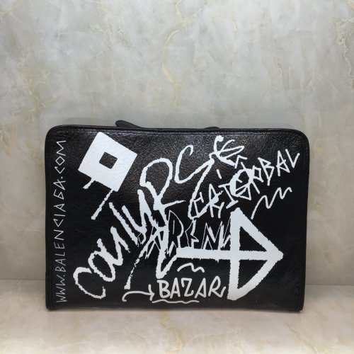高品質 バレンシアガバッグコピー 大人気2021新品 BALENCIAGA   男女兼用 セカンドバッグ