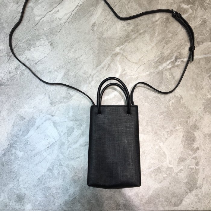 高品質  バレンシアガバッグコピー 定番人気2021新品 BALENCIAGA   男女兼用 ショルダーバッグ