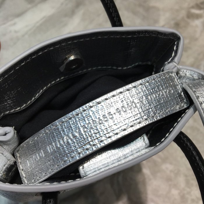 高品質  バレンシアガバッグコピー 定番人気2021新品 BALENCIAGA   男女兼用 ショルダーバッグ