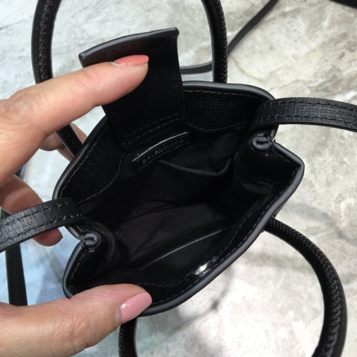 高品質  バレンシアガバッグコピー 定番人気2021新品 BALENCIAGA   男女兼用 ショルダーバッグ