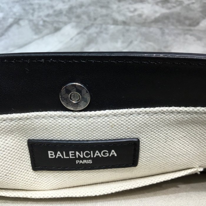 高品質  バレンシアガバッグコピー 定番人気2021新品 BALENCIAGA   男女兼用 セカンドバッグ