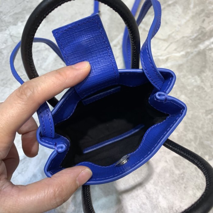 高品質  バレンシアガバッグコピー 大人気2021新品 BALENCIAGA   男女兼用 ショルダーバッグ