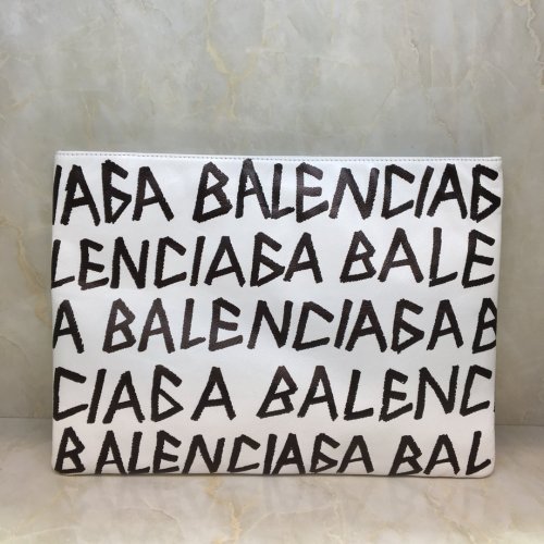 高品質   バレンシアガバッグコピー 2021新品注目度NO.1 BALENCIAGA   男女兼用 セカンドバッグ