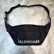 高品質  バレンシアガバッグコピー 定番人気2021新品 BALENCIAGA   男女兼用 ウエストポーチ