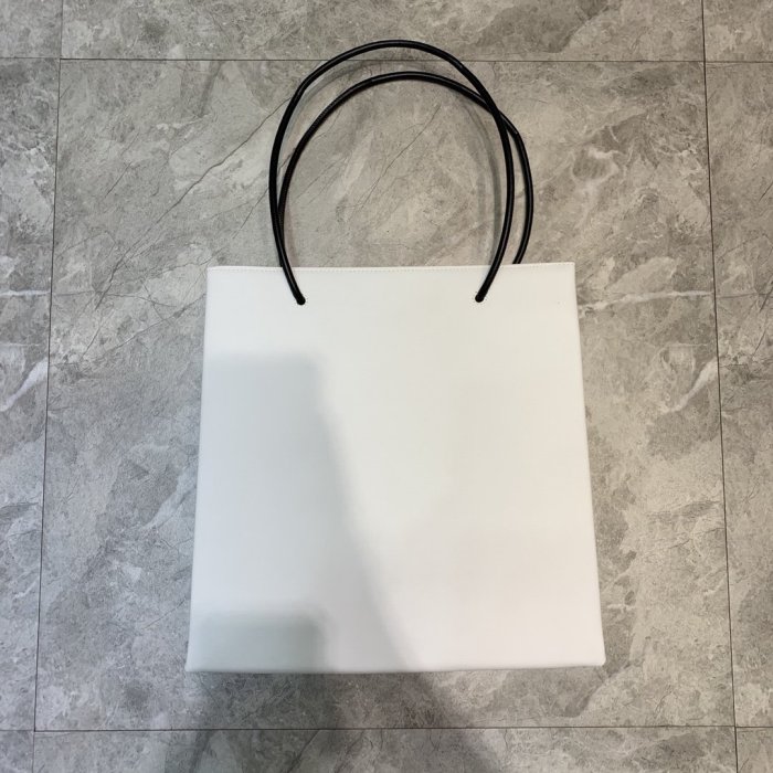 高品質   バレンシアガバッグコピー 定番人気2021新品 BALENCIAGA  男女兼用 トートバッグ
