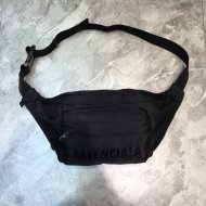 高品質   バレンシアガバッグコピー 2021新品注目度NO.1 BALENCIAGA   男女兼用 ウエストポーチ
