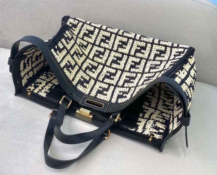 フェンディバッグコピー 定番人気2021新品 FENDI レディース トートバッグ