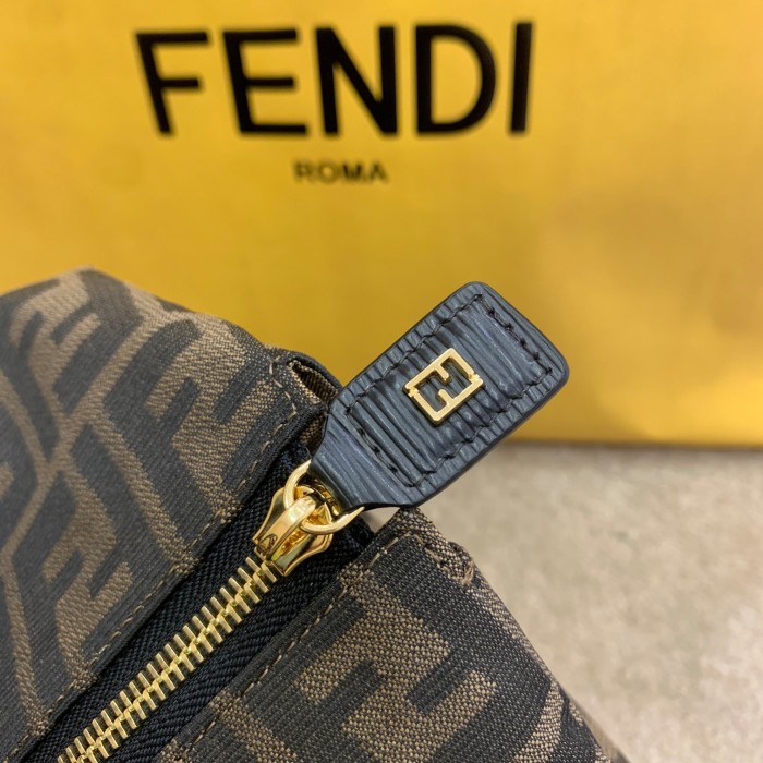 フェンディバッグコピー 定番人気2021新品 FENDI 男女兼用 ボストンバッグ