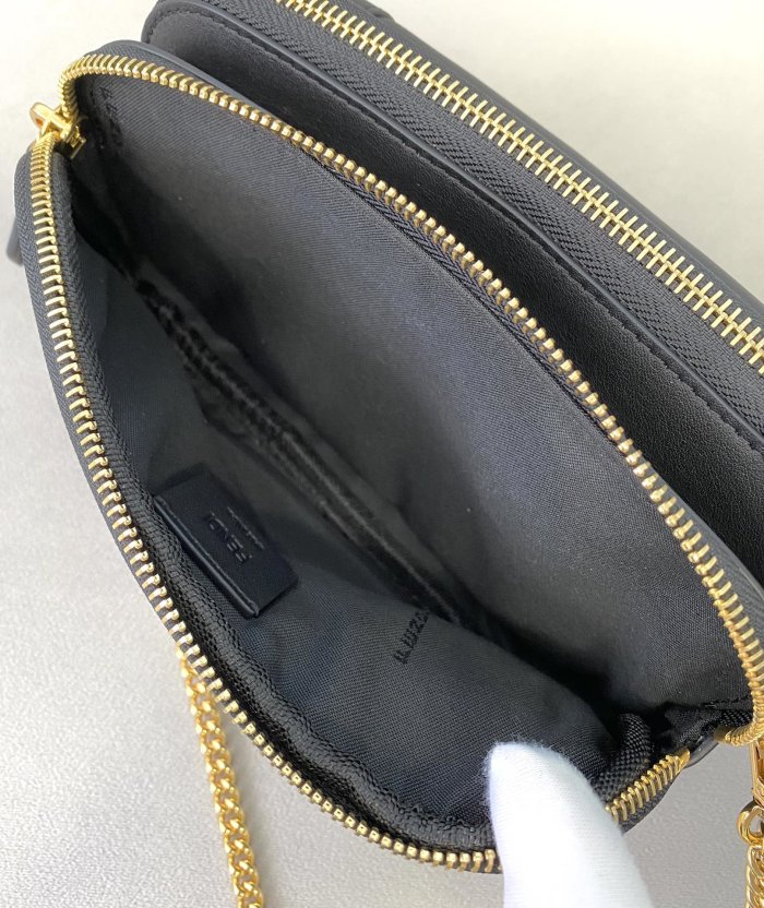 フェンディバッグコピー 定番人気2021新品 FENDI レディース ショルダーバッグ