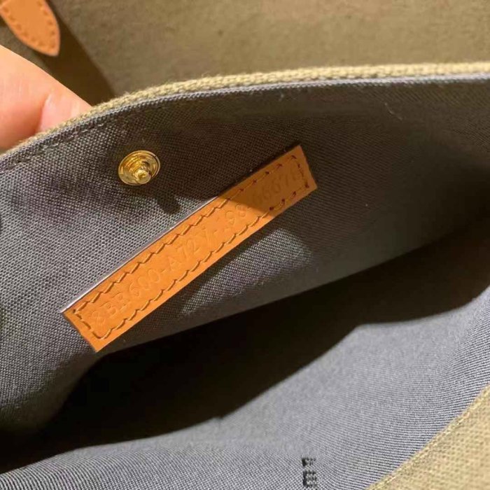 フェンディバッグコピー 2021新品注目度NO.1 FENDI レディース トートバッグ