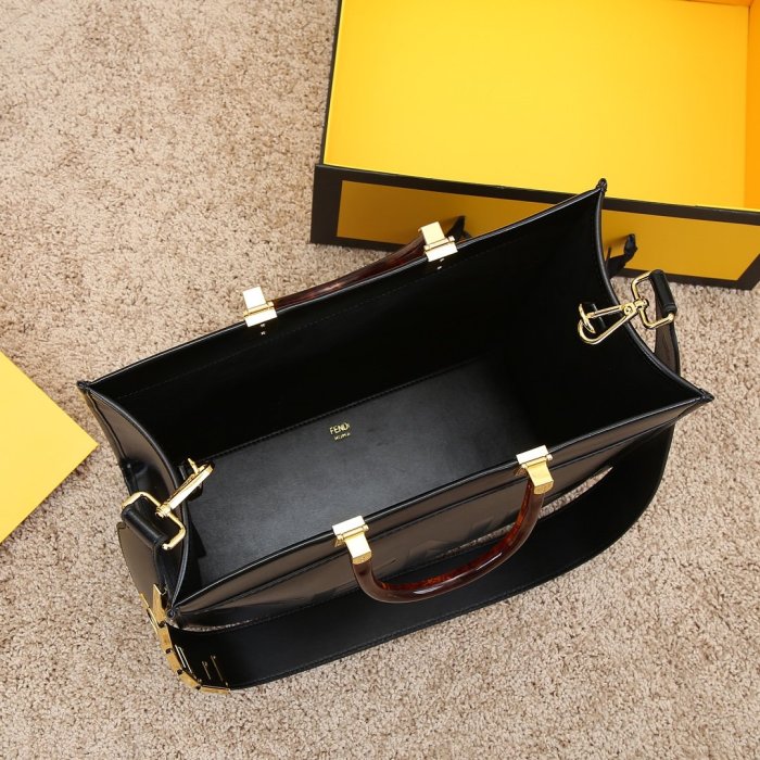 フェンディバッグコピー 定番人気2021新品 FENDI レディース トートバッグ