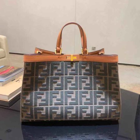 フェンディバッグコピー 2021新品注目度NO.1 FENDI レディース トートバッグ