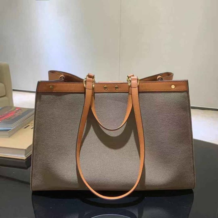 フェンディバッグコピー 2021新品注目度NO.1 FENDI レディース トートバッグ