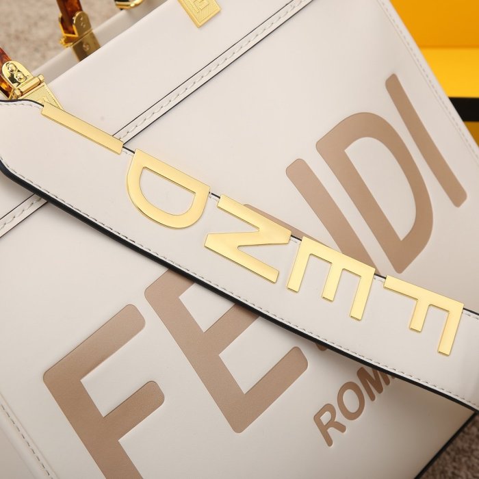 フェンディバッグコピー 定番人気2021新品 FENDI レディース トートバッグ