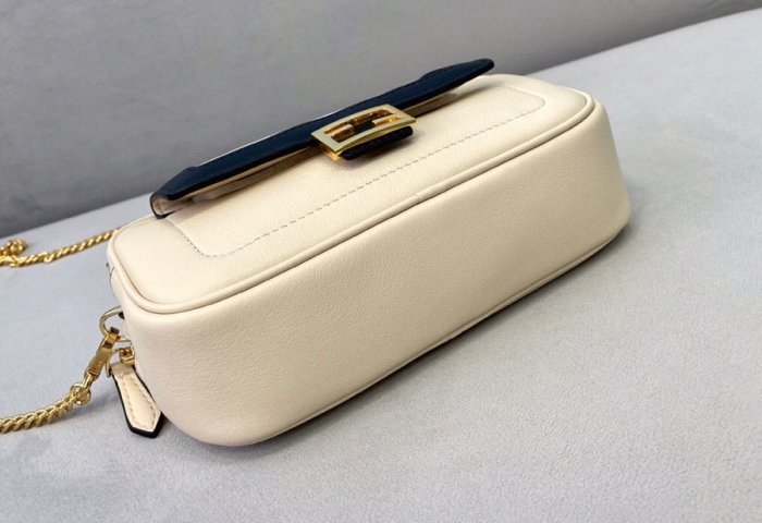 フェンディバッグコピー 定番人気2021新品 FENDI レディース ショルダーバッグ