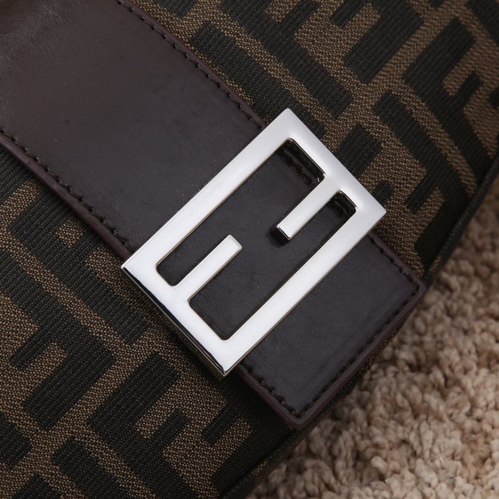 フェンディバッグコピー 2021新品注目度NO.1 FENDI レディース ハンドバッグ