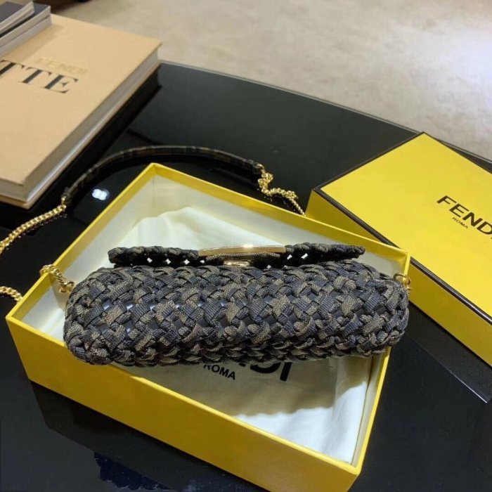 フェンディバッグコピー 大人気2021新品 FENDI レディース ハンドバッグ