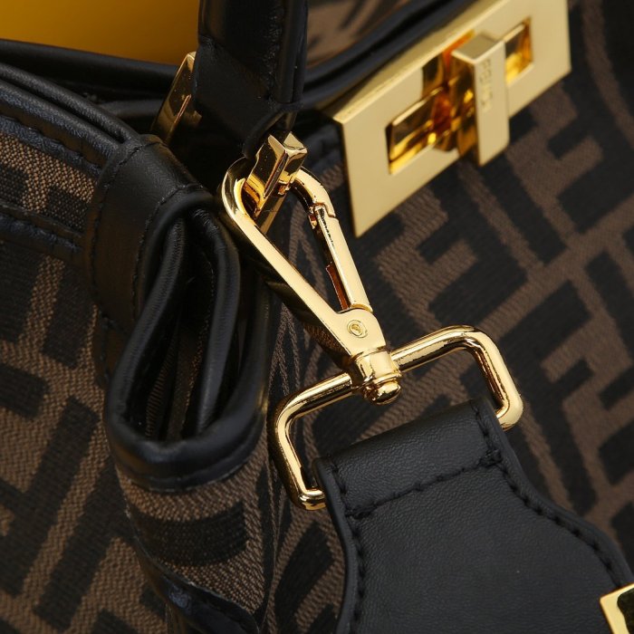 フェンディバッグコピー 定番人気2021新品 FENDI レディース トートバッグ