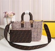 フェンディバッグコピー 2021新品注目度NO.1 FENDI レディース トートバッグ