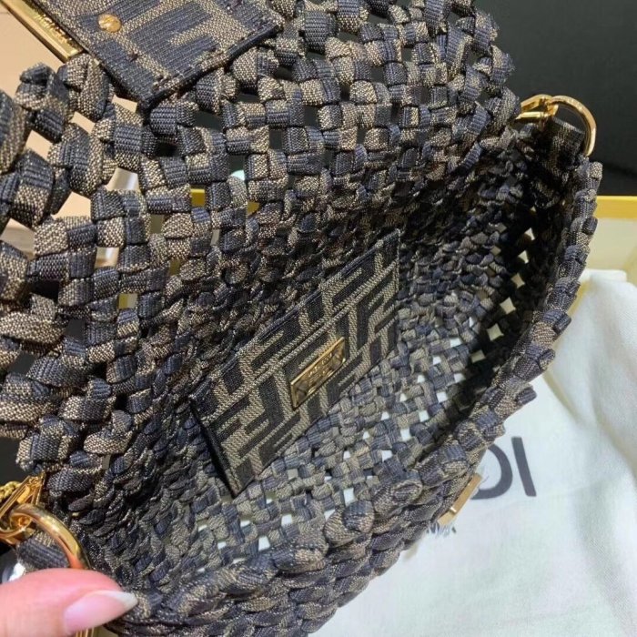 フェンディバッグコピー 大人気2021新品 FENDI レディース ハンドバッグ