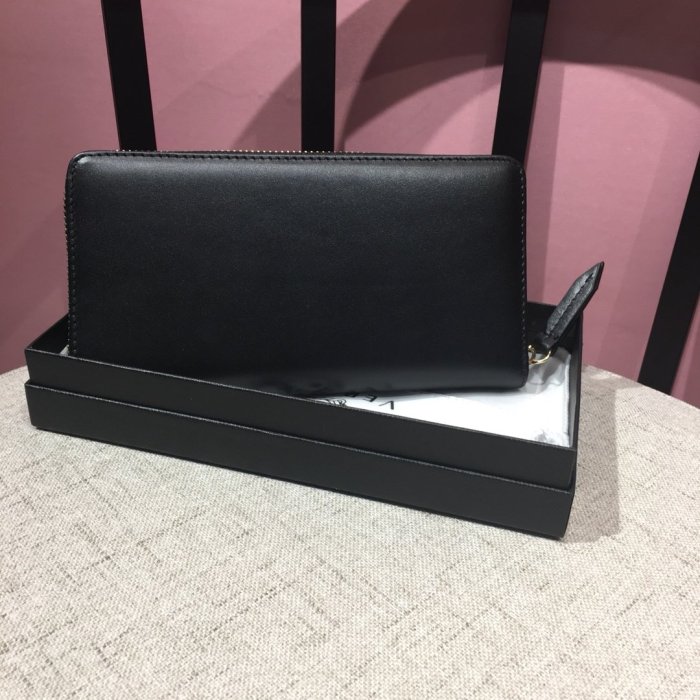 ヴェルサーチェ財布コピー 定番人気2021新品  VERSACE メンズ 長財布