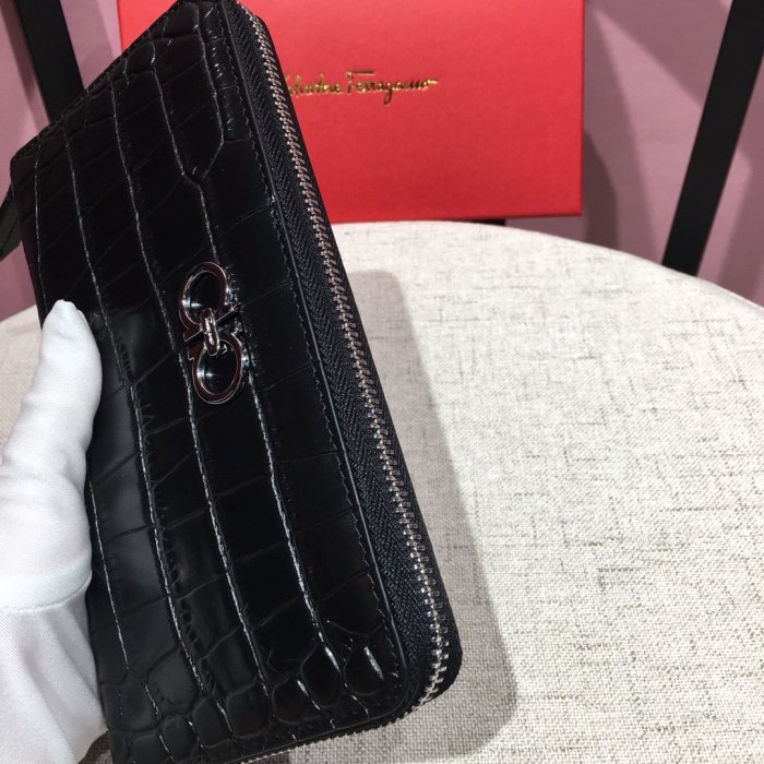 フェラガモ 財布コピー 定番人気2021新品  Ferragamo メンズ 長財布