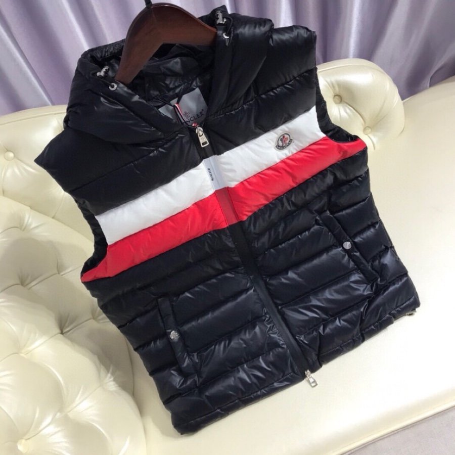円 モンクレール服コピー 定番人気21新品 Moncler メンズ ベスト M Creditshop Jp