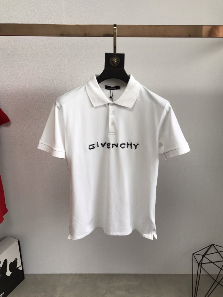 円 ジバンシー服コピー 定番人気21新品 Givenchy メンズ 半袖tシャツ M Creditshop Jp