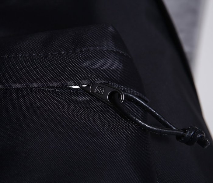 バレンシアガバッグコピー 2021新品注目度NO.1 BALENCIAGA   メンズ バックパック