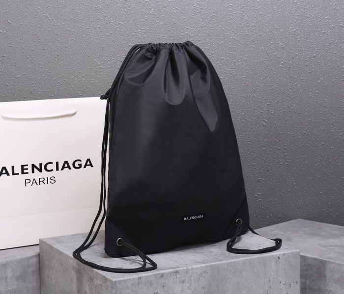 バレンシアガバッグコピー 2021新品注目度NO.1 BALENCIAGA   メンズ バックパック