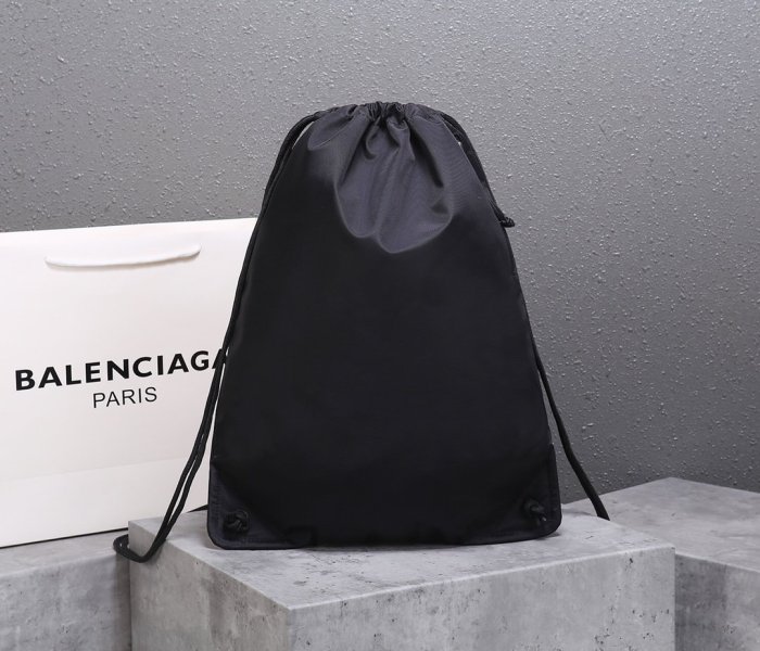 バレンシアガバッグコピー 2021新品注目度NO.1 BALENCIAGA   メンズ バックパック