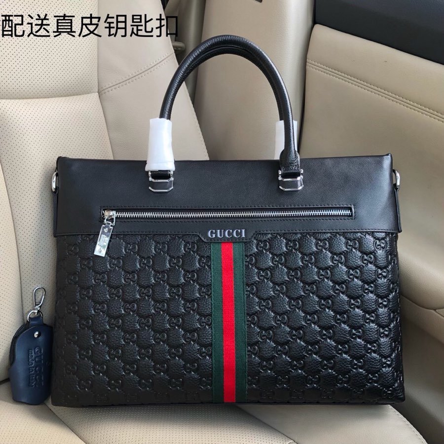 21新入荷 メンズ バッグ 新品 Gucci ショルダーバッグ