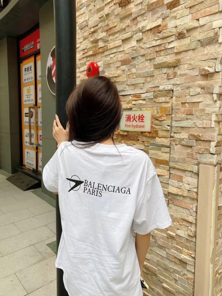 円 バレンシアガ服コピー 大人気21新品 Balenciaga レディース 半袖tシャツ M Creditshop Jp