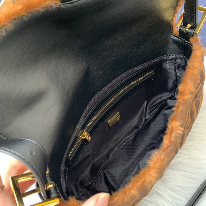 フェンディバッグコピー 大人気2021新品 FENDI レディース ハンドバッグ