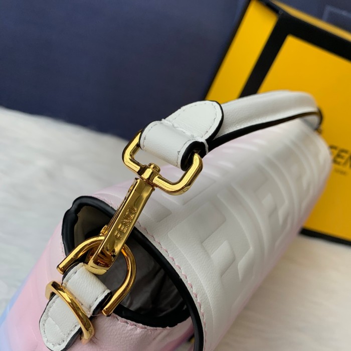 フェンディバッグコピー 大人気2021新品 FENDI レディース ショルダーバッグ