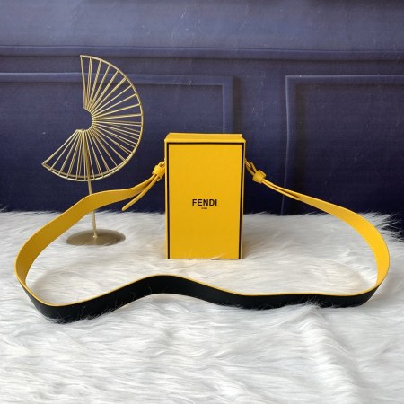 フェンディバッグコピー 2021新品注目度NO.1 FENDI レディース ショルダーバッグ