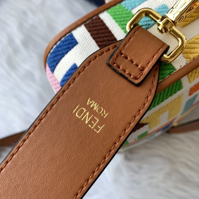 フェンディバッグコピー 定番人気2021新品 FENDI レディース ショルダーバッグ